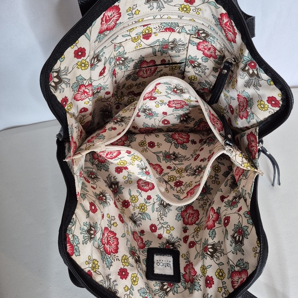 Latico Black Leather Laptop Bag - Picture 11 of 16